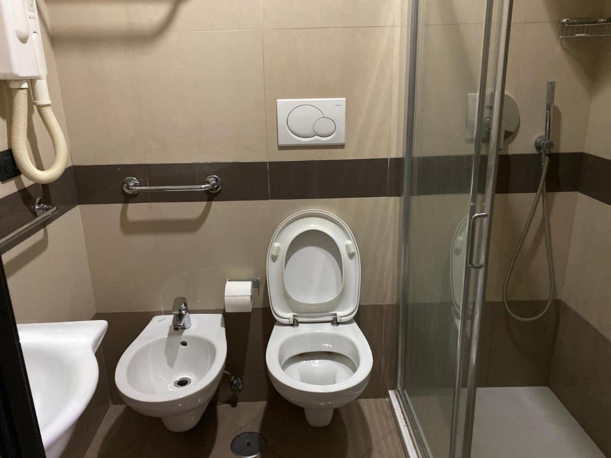 Sweety Rome Termini Apartment Bagian luar foto