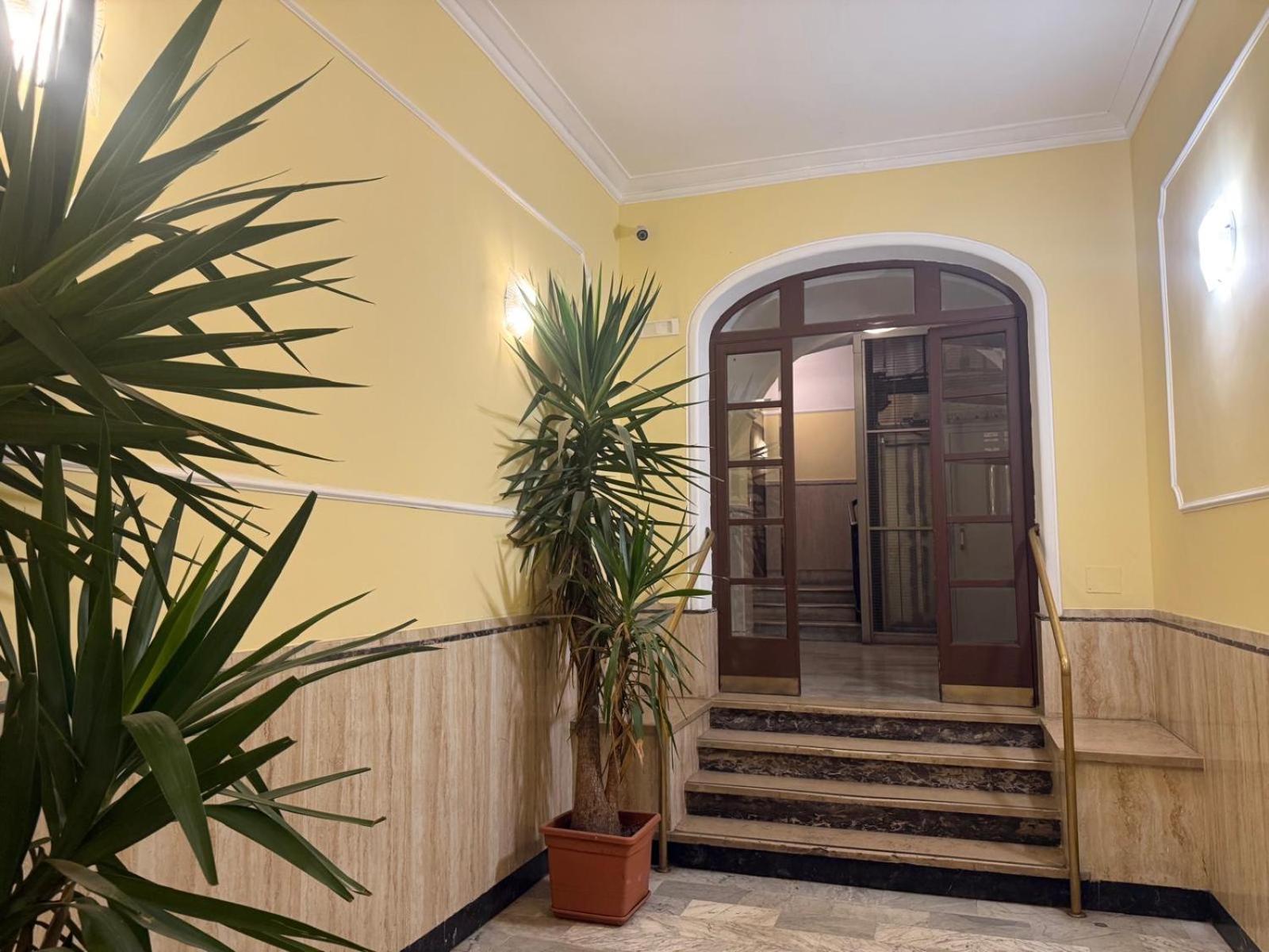 Sweety Rome Termini Apartment Bagian luar foto